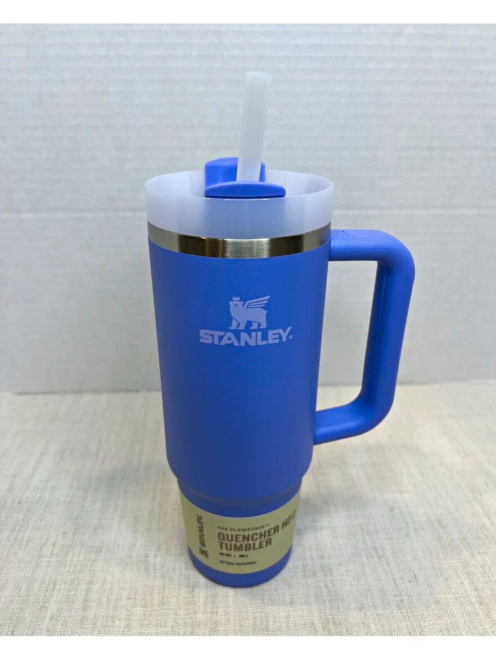 Stanley FlowState Quencher H2.0 Tumbler | 30 oz Hydrangea Insulated Handle Straw